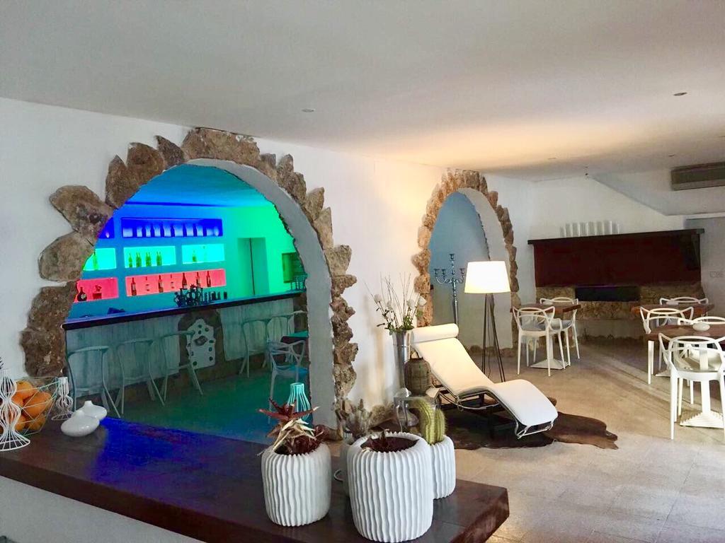 Bhc Boutique Hostal Cala Millor 卡拉米洛 外观 照片