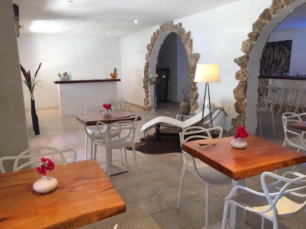 Bhc Boutique Hostal Cala Millor 卡拉米洛 外观 照片