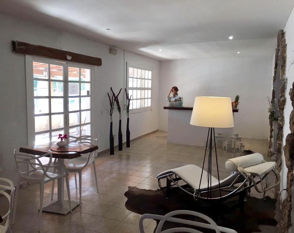 Bhc Boutique Hostal Cala Millor 卡拉米洛 外观 照片